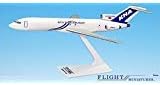 Kitty Hawk (03-cur) 727200Modelo de avión miniatura de plástico Snap-Fit 1 200parte # abo-72720h-039