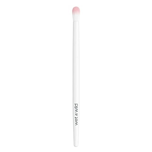 wet n wild Essential Eye Crease Makeup Brush| Precision Application & Blending| Soft Fibers