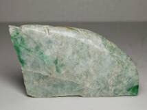 翡翠　鑑賞石自然石 翡翠 ヒスイ 約60g 原石 鑑賞石 自然石 誕生石 鉱物 鉱石 水石