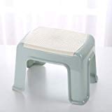 IJIA Plastic Stool Anti-Skid Step Stool for Kids, Thick Plastic Stool for Adults Creative Fashion Bathroom Stool for Living Room, Bathroom Non Slip Chairs for Home, Kindergarten - Random Color