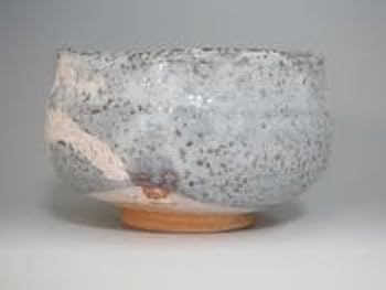 Amazon.co.jp: A2162 桔梗屋窯 桑原小三郎 作 鼠志野 茶碗 共箱