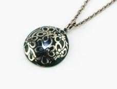 [緑]純チタンネックレス 花玉(平)[カーボン・オフセット対象]