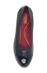 Munro Women's Mila Ballet Flat2