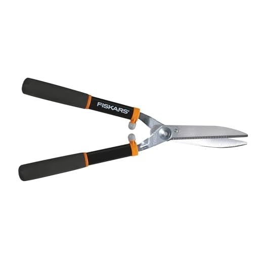 Fiskars Power Lever Hedge Shears - 8" Stainless Steel Blades - Plant Cutting Scissors with Sharp Precision-Ground Steel Blade