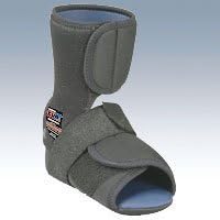 Cub Plantar Fasciitis Resting Comfort Slipper. Left. Black. Small