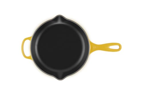 Image of Le Creuset Enameled Cast Iron Signature Round Skillet, 9 inch, Nectar
