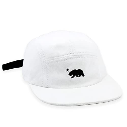 Boné Five Panel Aba Reta Em Camurça Urso Snapback Cor:Branco