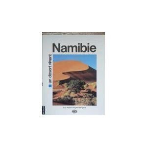 Paperback Namibie, un désert vivant [French] Book