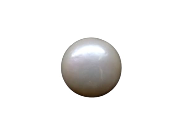 Perle blanche naturelle de 7mm en cabochon pour sublimer vos bagues et boucles