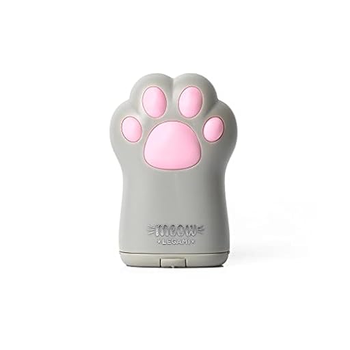 Legami - Sacapuntas con recipiente, Meow, 4,5 x 7 cm, de plástico, doble orificio para lápices estándar y jumbo, tapa plegable, depósito para virutas, espejo en la parte posterior | Ya disponible en tu tienda friki favorita! En mundofriki.es!