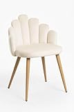🎨La más coqueta. Mientras que su ergonomía la define como vintage, la selección de materiales y color la definen como vanguardista. Un contraste excelente que la convierte en una silla de diseño único.