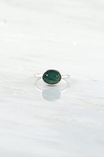 925 Sterling Silver Ring, Raw Emerald Silver Ring, Women Handmade Ring, Dainty Ring, Minimalist Jewelry, Girl's Emerald Ring, Statement Ring, Signet Ring, Gift For Her #TOP5