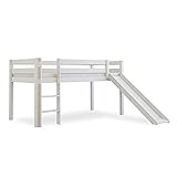 FLEXIBEL IM EINSATZ: Durch die Höhe der Liegefläche kann der Platz unter dem Bett sinnvoll genutzt werden, zum Beispiel als Kuscheloase oder als Stauraum für Spielsachen. Das Bubema Hochbett Sam kann ebenfalls als platzsparende Lösung für spontane Übernachtungsgäste dienen.
