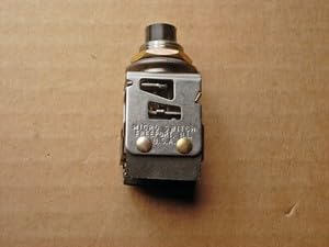 #US JENANI NOS Two (2) Button SWITCHES UL INS. Door Bell