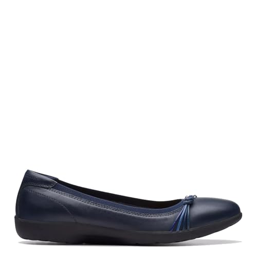 Image of Clarks Women's Meadow Rae