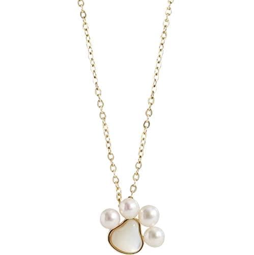 Collier en perles pour femmes et son pendentif élégant chic