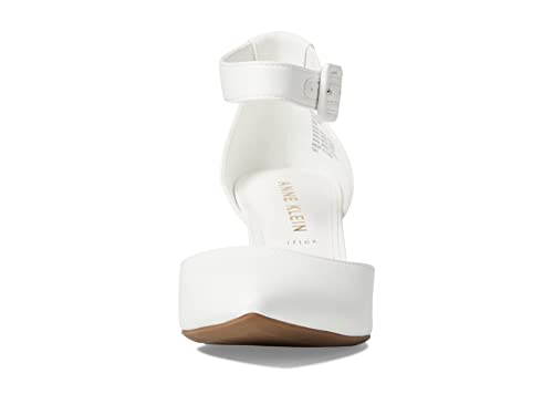Image of Anne Klein Fabulist