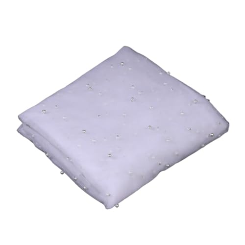 Velo de novia estilo catedral en blanco cremoso con perlas elegantes