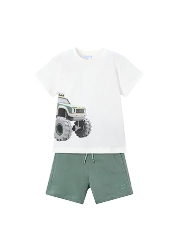 Conjunto de punto infantil en color verde con un estampado posicionado original