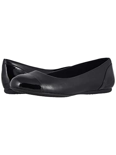 SoftWalk Women's Sonoma Cap Toe Ballet Flat
