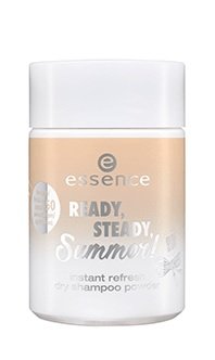 Essence Ready, Steady, Summer! Instant refresh dry shampoo powder Nr. 02 the winner side of life Inhalt: 20g Trockenshampoo für frisches Haar im Handumdrehen.