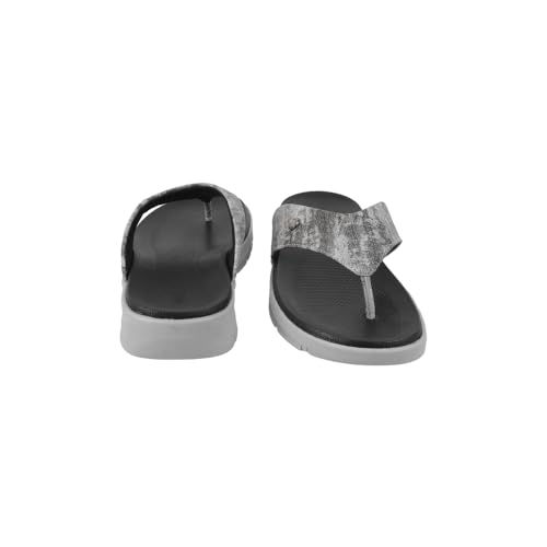 Image of Mochi Men Faux Leather Casual Comfort Chappal