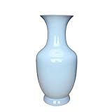 La porcellana Ru è l'apice artistico della storia della ceramica cinese, classificandosi al primo posto tra le cinque famose ceramiche in Cina. Rappresenta il più alto livello di ceramica cinese.