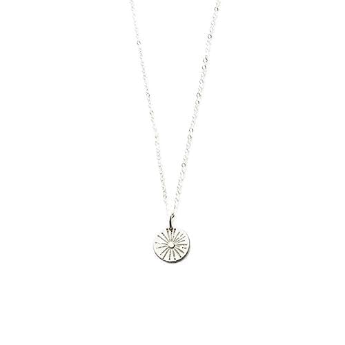 Collier Rond au Totem Pendentif Ciselé aux Finitions Main