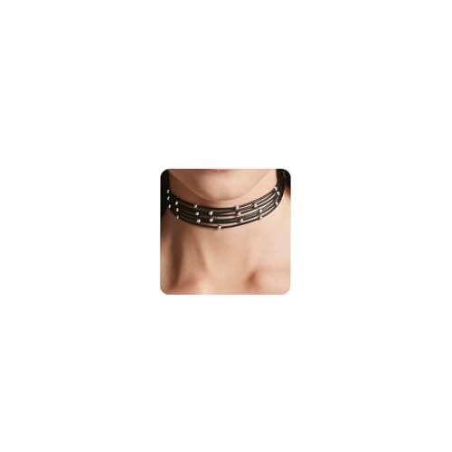 Collier ras du cou bohème multicouche en cuir noir et perles argentées pour femme