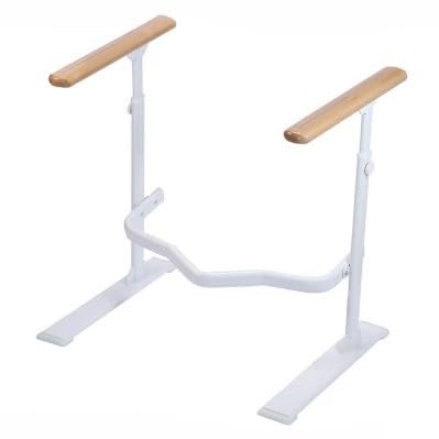 福祉用具専門相談員 開発監修 天然木 立ち上がり補助 転倒防止 介護用トイレ手すり 蓄光材使用 (59*49.5*61cm,白です)