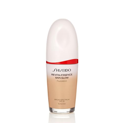 Shiseido RevitalEssence Skin Glow Foundation SPF 30, 310 Silk - Buildable, Medium Coverage - 24-HR Hydration & 12-HR Wear - Transfer, Crease & Fade Resistant - Non-Comedogenic - All Skin Types