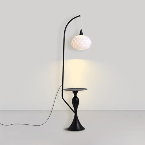 Lampadaire avec table intégré pour gagner de la place dans un salon ou petit bureau