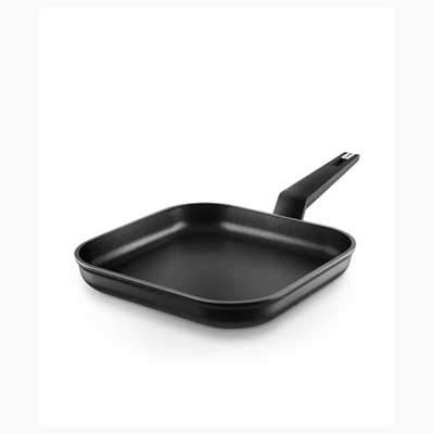 CasteyTT-P27 Titanium Full Induction Flat Pan with Handle, 27 x 27 cm, Aluminium, Black