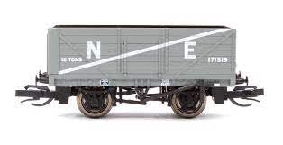 Peco - TT:120 Gauge - 7 Plank Open Wagon - NE Livery (TTR-7001E)