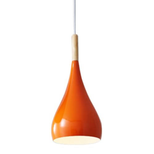 Lustre en métal style nordique pour créer une atmosphère de restaurant à thème chaleureuse