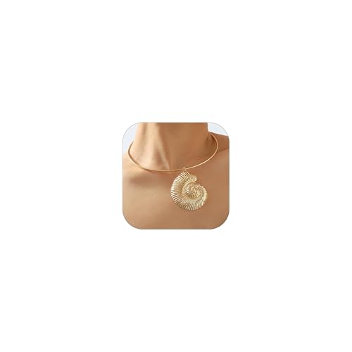 Collier étoile de mer dorée femme : bijou tendance et accessoires de robe