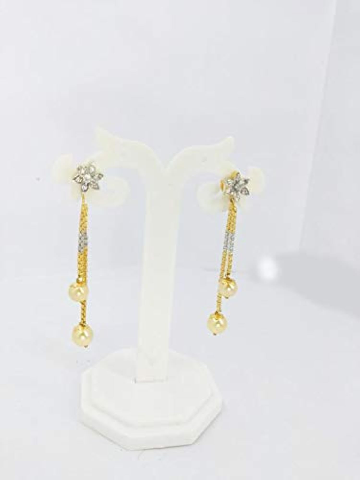 Women's Micro Gold Polished Kundan & Australian Diamond Dangle Earrings