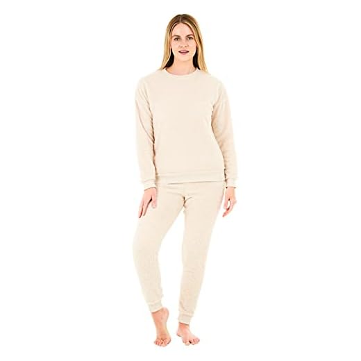 Sleepdown Dam teddy fleece pyjamas set