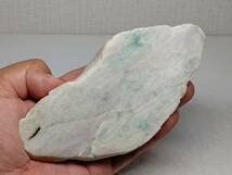 Amazon.co.jp: 白ラベ緑 410g 翡翠 原石 ヒスイ 鉱物 鑑賞石