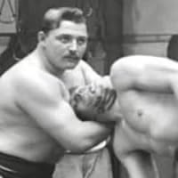 Strangler Lewis is a Heel - 1000 Hours