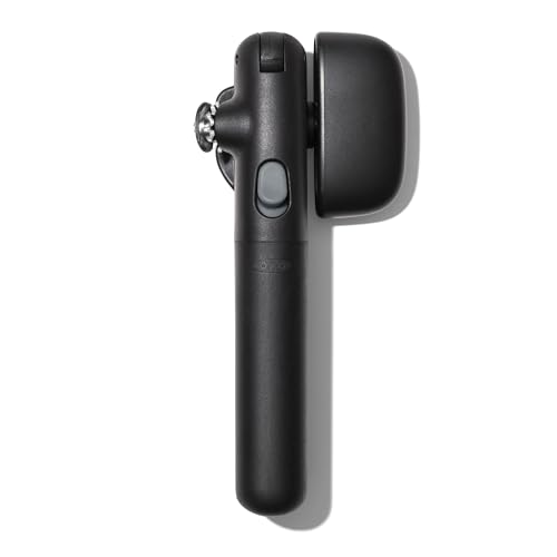 OXO Good Grips Lock & Go Can Opener, Manual Can Opener with Locking Arms and Easy-Release Button, Handheld Kitchen Gadget, Compact Kitchen Utensil for Everyday Use