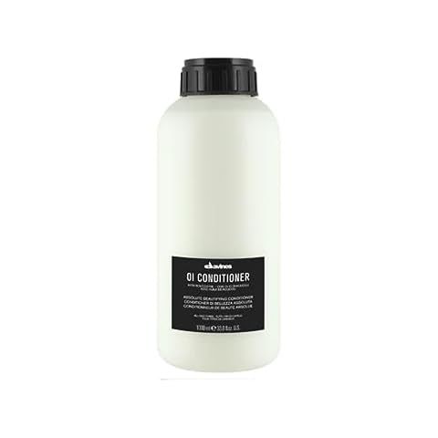 Davines OI Conditioner for Nourished Hair Cover
