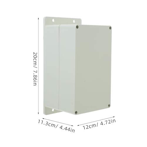 Boîte de dérivation avec oreilles fixes pour une installation électrique murale robuste.