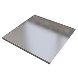 Utilisation optimisée de l'espace : dotée d'un design mince et portable, la planche à découper en acier inoxydable prend en charge la fonctionnalité de stockage mural, permettant aux utilisateurs de maximiser l'espace de leur cuisine tout en gardant la zone de coupe facilement disponible pour les besoins de hachage et de tranchage.