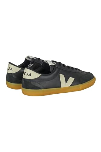 VEJA Women's Volley Sneaker3