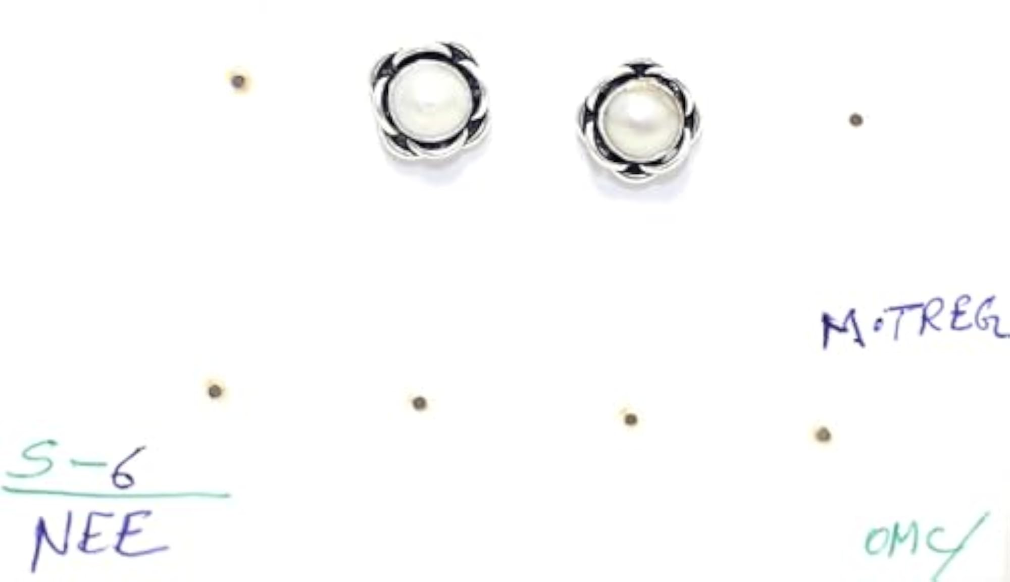 Women's 925 Sterling Silver Freshwater Pearl Gemstone Stud Earrings