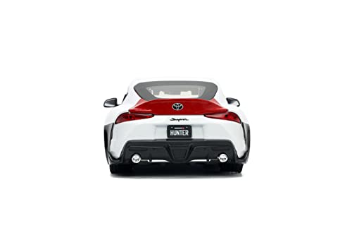 Robotech 1:24 2020 Toyota Supra Die-cast Car y Figura Rick Hunter miniatura 7