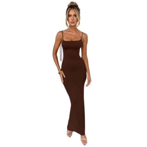 Vestido de alta costura con espalda abierta y corte sirena minimalista 3