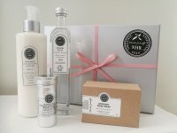 Rose boîte cadeau bio rituel spa à la maison de relaxation