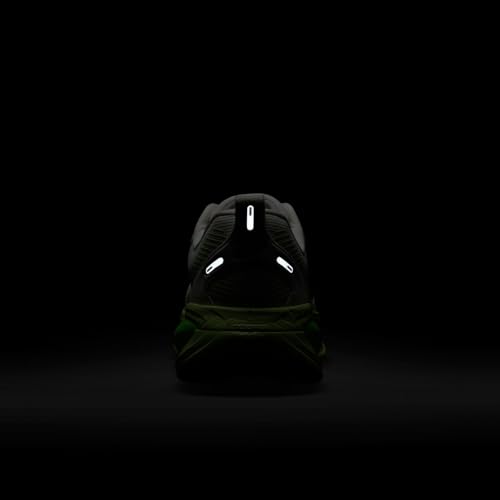 Image of Nike Womens Vomero 18